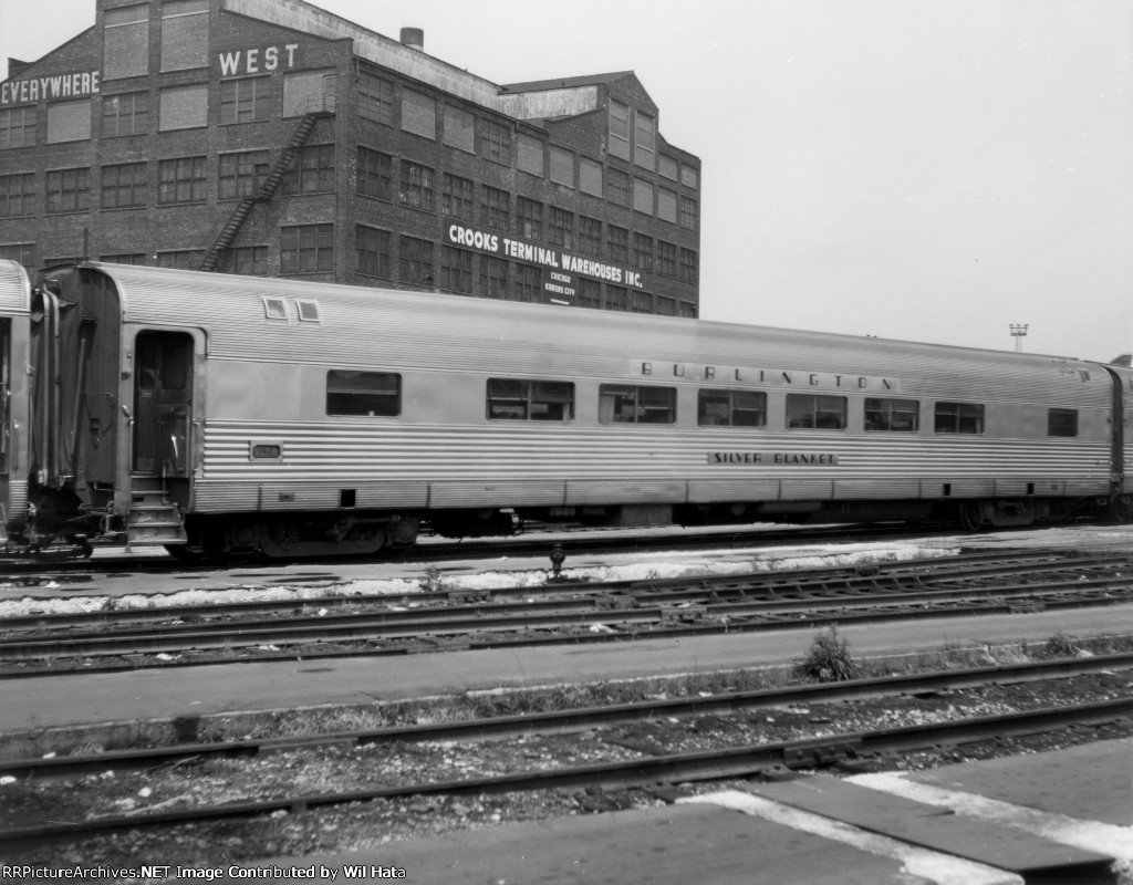 CB&Q Coach 4738 "Silver Blanket"